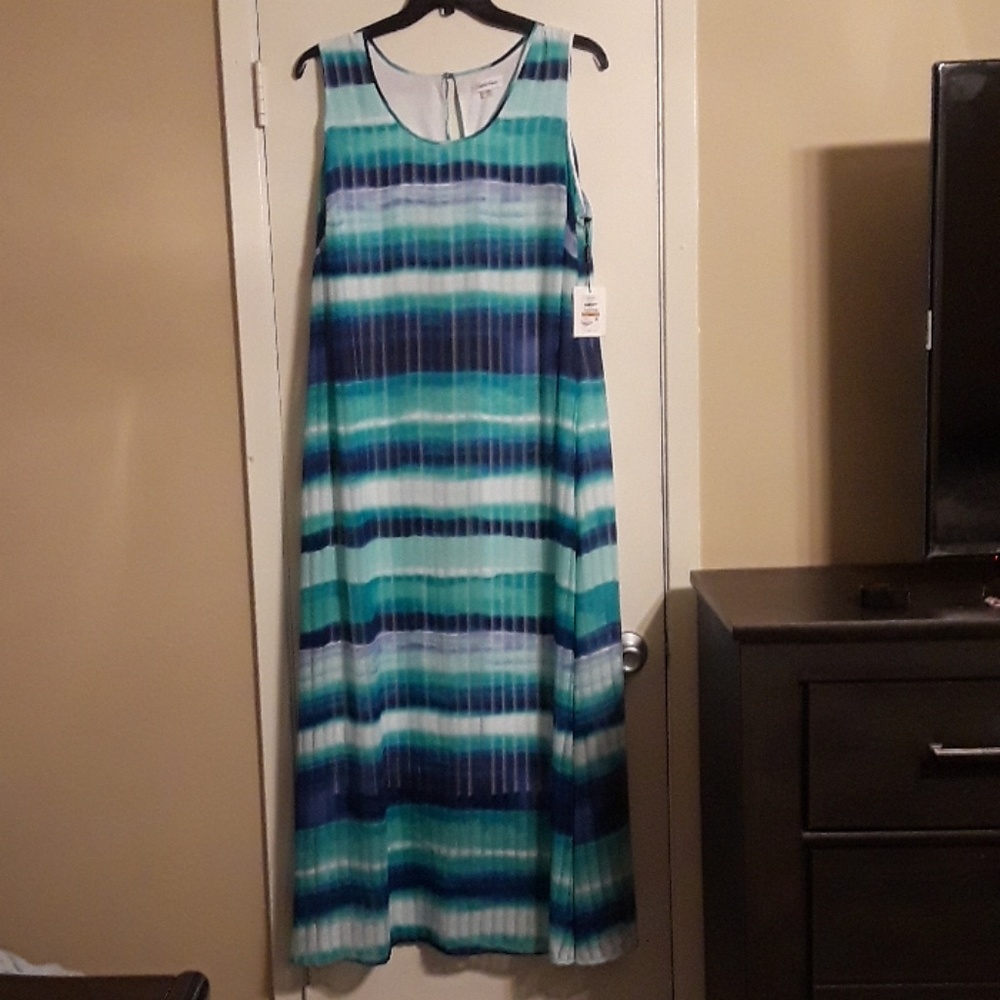 NWT CALVIN KLEIN TYE DYE LIKE MAXI DRESS